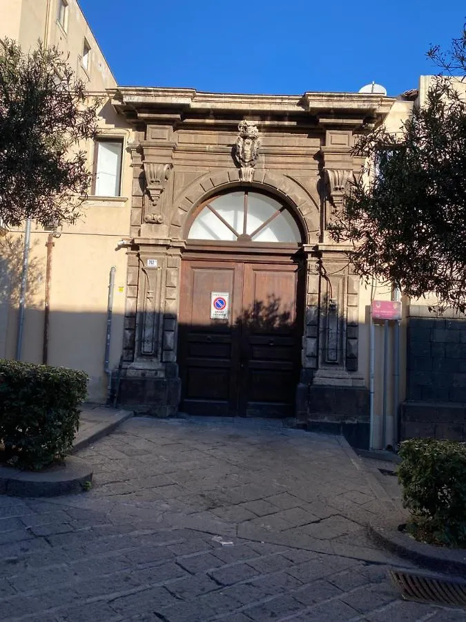 Omar'S Nest Apartment Catania