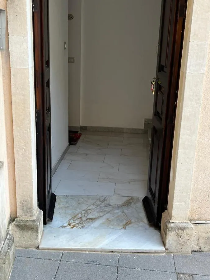 Omar'S Nest Apartment Catania
